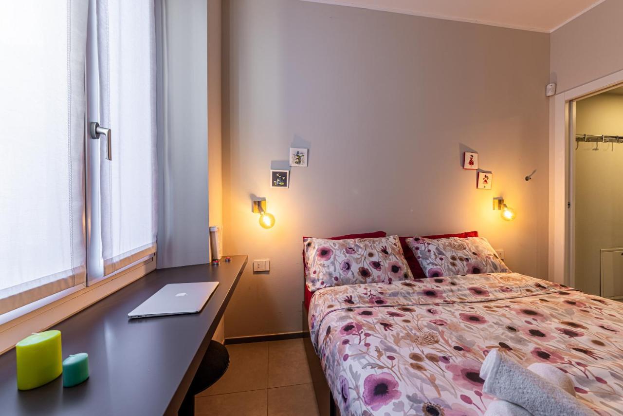 Duomo A 2 Fermate - Tiny Apartment In Pta Venezia Milano Eksteriør billede